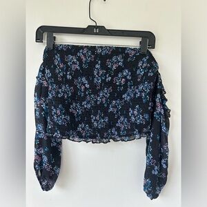 Wild fable floral top size medium